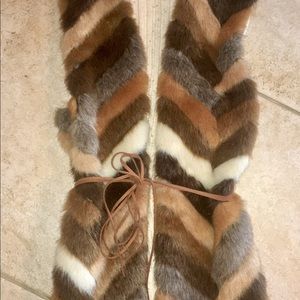 Vest lightweight faux fur front and sweater back